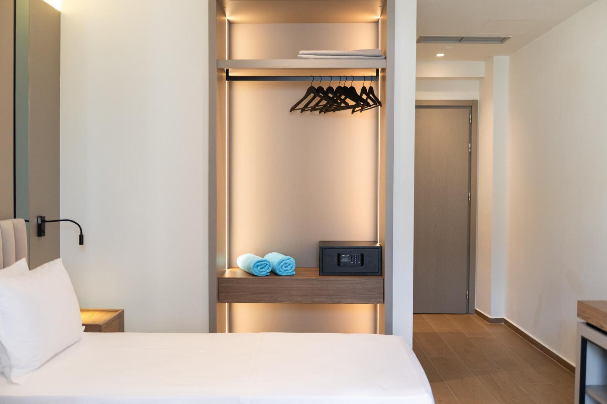 Jost Caravel Hotel Radhime Exterior photo
